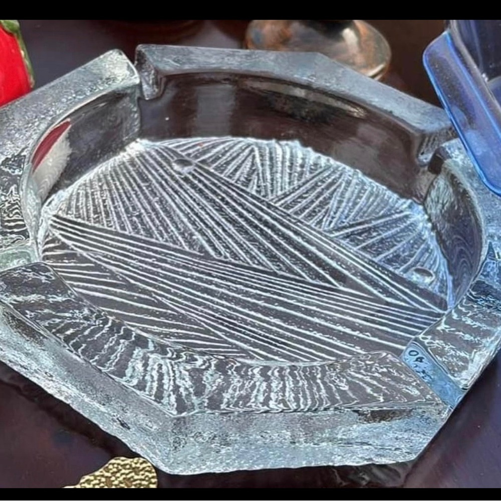 Blenko MASSIVE VINTAGE CLEAR ICE TEXTURED ASHTRAY ~ 10"